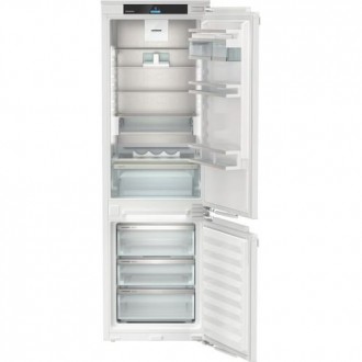 LG GBBS322CPY Refrigerator, C, Free-standing, Combi, Height 2.03 m, Net fridge 262 L, Net freezer 113 L, Silver LG GBBS322CPY Refrigerator, C, Free-standing, Combi, Height 2.03 m, Net fridge 262 L, Net freezer 113 L, Silver