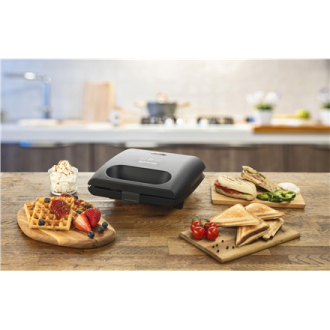 Gorenje Sandwich maker SM703GCB 700 W, Number of plates 3, Number of pastry 2, Black