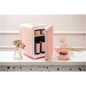 Adler | Mini Refrigerator | AD 8084 | Free standing | Larder | Height 27 cm | Fridge net capacity 4 L | Pink Adler | Mini Refrigerator | AD 8084 | Free standing | Larder | Height 27 cm | Fridge net capacity 4 L | Pink