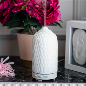 Camry | Ultrasonic aroma diffuser 3in1 | CR 7970 | Ultrasonic | Suitable for rooms up to 25 m | White