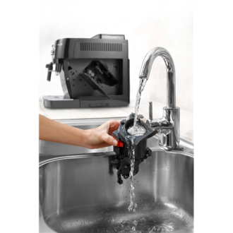 Delonghi | Coffee Maker | ECAM22.112.B Magnifica S | Pump pressure 15 bar | Built-in milk frother | Automatic | 1450 W | Black Delonghi | Coffee Maker | ECAM22.112.B Magnifica S | Pump pressure 15 bar | Built-in milk frother | Automatic | 1450 W | Black