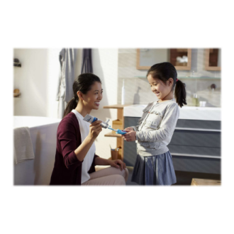 Philips | Sonic Electric toothbrush | HX6322/04 | Rechargeable | For kids | Number of brush heads included 2 | Number of teeth b Philips | Sonic Electric toothbrush | HX6322/04 | Rechargeable | For kids | Number of brush heads included 2 | Number of teeth b