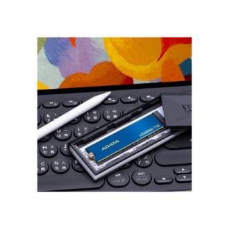 ADATA | LEGEND 710 | 512 GB | SSD form factor M.2 2280 | Solid-state drive interface PCIe Gen3x4 | Read speed 2400 MB/s | Write ADATA | LEGEND 710 | 512 GB | SSD form factor M.2 2280 | Solid-state drive interface PCIe Gen3x4 | Read speed 2400 MB/s | Write