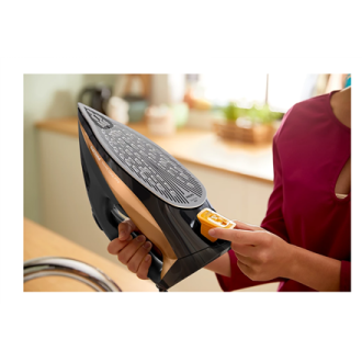 Philips DST7040/80 7000 series | Steam Iron | 2800 W | Water tank capacity 300 ml | Continuous steam 50 g/min | Steam boost perf Philips DST7040/80 7000 series | Steam Iron | 2800 W | Water tank capacity 300 ml | Continuous steam 50 g/min | Steam boost perf