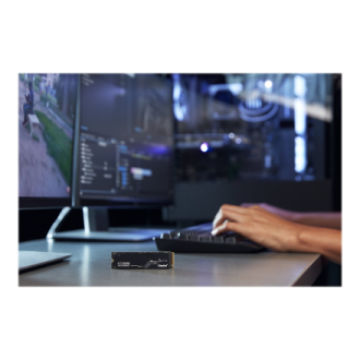 Kingston | SSD | KC3000 | 2048 GB | SSD form factor M.2 2280 | Solid-state drive interface PCIe 4.0 NVMe M.2 | Read speed 7000 M Kingston | SSD | KC3000 | 2048 GB | SSD form factor M.2 2280 | Solid-state drive interface PCIe 4.0 NVMe M.2 | Read speed 7000 M