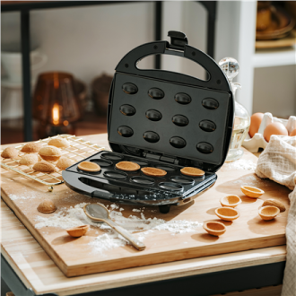 Adler Nut Cookie Maker | AD 3071 | 750 W | Number of pastry 12 | Nuts | Black Adler Nut Cookie Maker | AD 3071 | 750 W | Number of pastry 12 | Nuts | Black