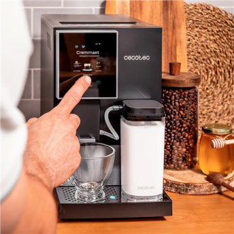 Cecotec Coffee Maker | Cremmaet Compactccino Connected | Pump pressure 19 bar | Built-in milk frother | Super-automatic | Black Cecotec Coffee Maker | Cremmaet Compactccino Connected | Pump pressure 19 bar | Built-in milk frother | Super-automatic | Black