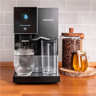 Cecotec Coffee Maker | Cremmaet Compactccino Connected | Pump pressure 19 bar | Built-in milk frother | Super-automatic | Black Cecotec Coffee Maker | Cremmaet Compactccino Connected | Pump pressure 19 bar | Built-in milk frother | Super-automatic | Black