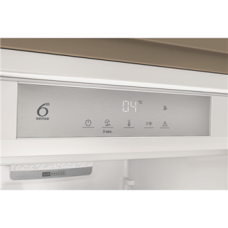 Whirlpool Refrigerator | WHSD18A013D1 | Energy efficiency class E | Built-in | Larder | Height 177 cm | Fridge net capacity 306 Whirlpool Refrigerator | WHSD18A013D1 | Energy efficiency class E | Built-in | Larder | Height 177 cm | Fridge net capacity 306