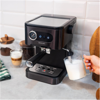 Cecotec Coffee machine | Power Espresso 20 Pro Latte | Pump pressure 20 bar | Built-in milk frother | Semi-automatic | Black | 1