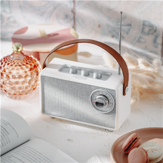 Speaker with radio | CR 1902 W | 5 W | Bluetooth | White | Wireless connection Speaker with radio | CR 1902 W | 5 W | Bluetooth | White | Wireless connection