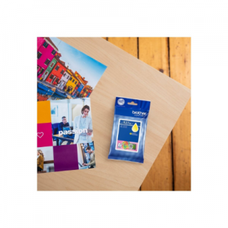 Brother LC527XLY Yellow High Yield Inkjet Cartridge | Brother Brother LC527XLY Yellow High Yield Inkjet Cartridge | Brother