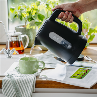 Adler Kettle | AD 1379b | Electric | 2200 W | 1.7 L | Polypropylene | 360 rotational base | Black