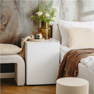 Adler Refrigerator | AD 8097 | Energy efficiency class E | Free standing | Larder | Height 63.2 cm | Fridge net capacity 58 L | Adler Refrigerator | AD 8097 | Energy efficiency class E | Free standing | Larder | Height 63.2 cm | Fridge net capacity 58 L |