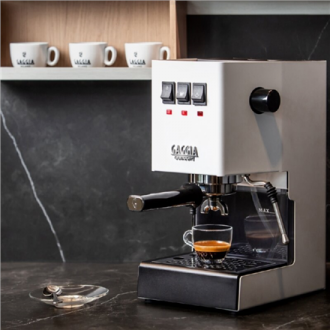 Gaggia | Coffee Maker | RI9481/13 Classic E24 | Pump pressure 15 bar | Built-in milk frother | Semi-automatic | Polar White