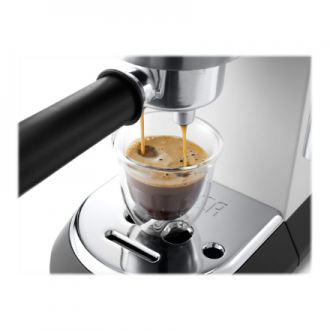 Delonghi | Dedica Pump Espresso | EC685W | Pump pressure 15 bar | Built-in milk frother | Semi-automatic | 1300 W | White Delonghi | Dedica Pump Espresso | EC685W | Pump pressure 15 bar | Built-in milk frother | Semi-automatic | 1300 W | White