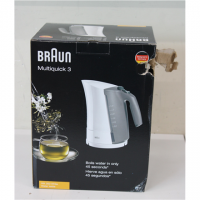 SALE OUT. Braun Kettle | WK 300 | Standard | 2200 W | 1.7 L | Plastic | 360 rotational base | White | DAMAGED PACKAGING 