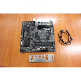 SALE OUT. Gigabyte B550M DS3H R2 | Processor family AMD | Processor socket AM4 | DDR4 DIMM | Supported hard disk drive interface