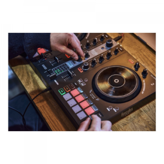 Hercules | DJ controller | DJ Essentials Kit | Speakers | USB connectivity Hercules | DJ controller | DJ Essentials Kit | Speakers | USB connectivity