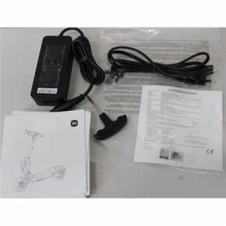 SALE OUT. Xiaomi Electric Scooter 6 Ultra GL | Xiaomi 24 month(s) | USED, DIRTY AND SCRATCHED ONE SIDE SALE OUT. Xiaomi Electric Scooter 6 Ultra GL | Xiaomi 24 month(s) | USED, DIRTY AND SCRATCHED ONE SIDE