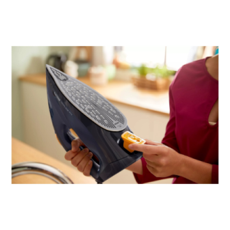 Philips DST7060/20 7000 Series | Steam Iron | 3000 W | Water tank capacity 300 ml | Continuous steam 55 g/min | Steam boost perf Philips DST7060/20 7000 Series | Steam Iron | 3000 W | Water tank capacity 300 ml | Continuous steam 55 g/min | Steam boost perf