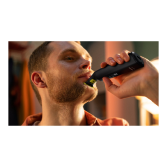 Philips Face and Body Shaver | QP6542/15 OneBlade Pro 360 | Operating time (max) 90 min | Wet & Dry | Lithium Ion | Black Philips Face and Body Shaver | QP6542/15 OneBlade Pro 360 | Operating time (max) 90 min | Wet & Dry | Lithium Ion | Black