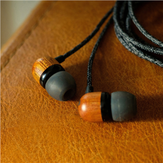Marley Wired Earbuds | Smile Jamaica | Built-in microphone | USB Type-C | Signature Black Marley Wired Earbuds | Smile Jamaica | Built-in microphone | USB Type-C | Signature Black