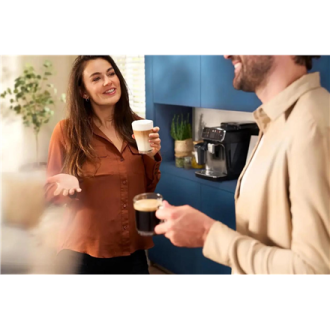 Philips Coffee maker | EP2225/10 2200 Series | Pump pressure 15 bar | Built-in milk frother | Fully Automatic | 1500 W | Black Philips Coffee maker | EP2225/10 2200 Series | Pump pressure 15 bar | Built-in milk frother | Fully Automatic | 1500 W | Black