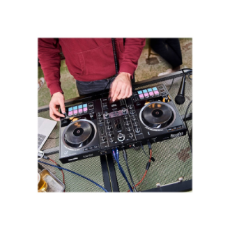 Hercules | DJControl Inpulse 500 | Speakers | USB connectivity Hercules | DJControl Inpulse 500 | Speakers | USB connectivity