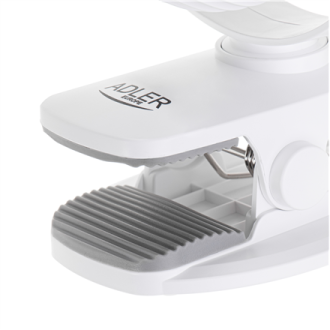 Adler Rechargeable fan with clip | AD 7335 | Table Fan | 6 W | Diameter 12.7 cm | Number of speeds 3 | Oscillation | White Adler Rechargeable fan with clip | AD 7335 | Table Fan | 6 W | Diameter 12.7 cm | Number of speeds 3 | Oscillation | White