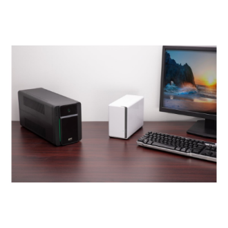 Schneider Electric Easy UPS | 1600 VA | 900 W Schneider Electric Easy UPS | 1600 VA | 900 W