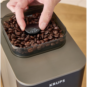 Krups | Coffee Maker | SA403BE0 Crush Experience | Pump pressure 15 bar | Built-in milk frother | Automatic | Black/Silver | 137 Krups | Coffee Maker | SA403BE0 Crush Experience | Pump pressure 15 bar | Built-in milk frother | Automatic | Black/Silver | 137
