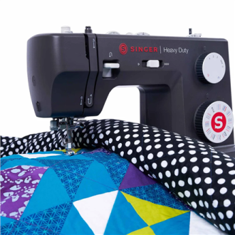 Singer Sewing Machine | 4532 Heavy Duty | Number of stitches 32 | Number of buttonholes 1 | Charcoal Singer Sewing Machine | 4532 Heavy Duty | Number of stitches 32 | Number of buttonholes 1 | Charcoal